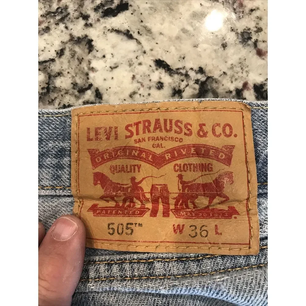 Levi's Men's 505 Regular Fit‎ Denim Jean Shorts Medium Wash Distressed Size 36